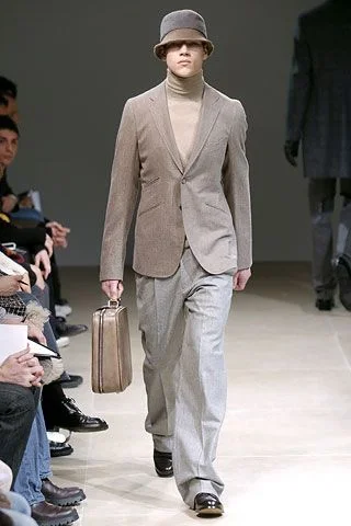 Look 16